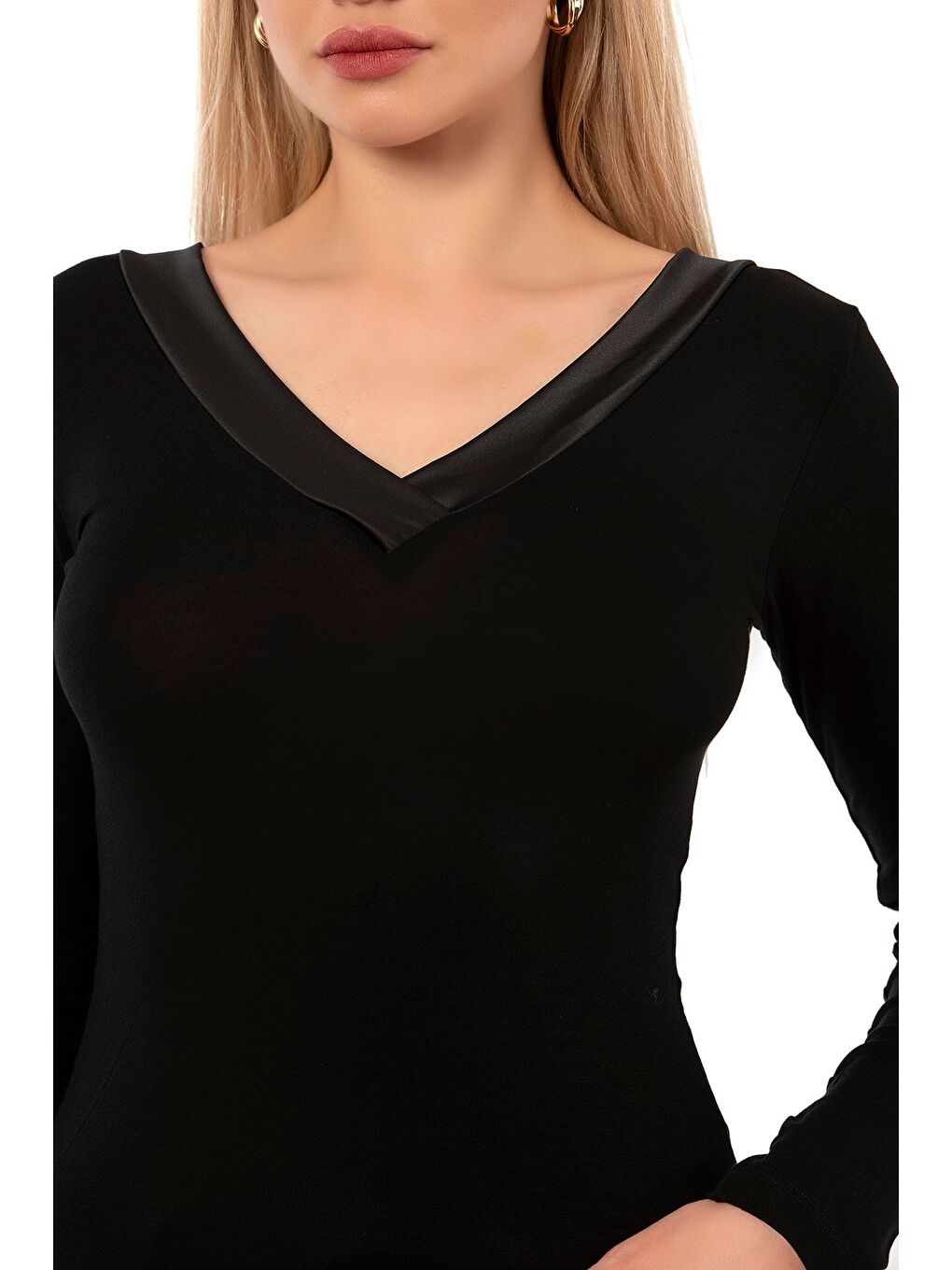 Kadın Viskon Saten Yakalı Bluz | Siyah 26984-1