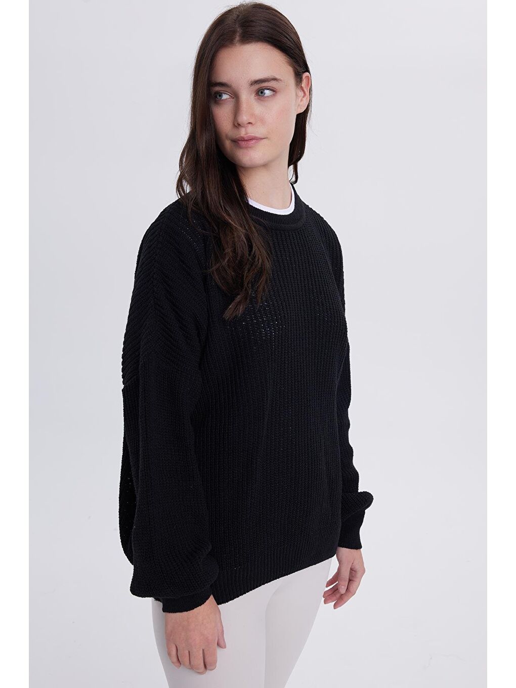 Kadın Oversize Geniş Kesim Örme Detaylı Bisiklet Yaka Siyah Kazak-4