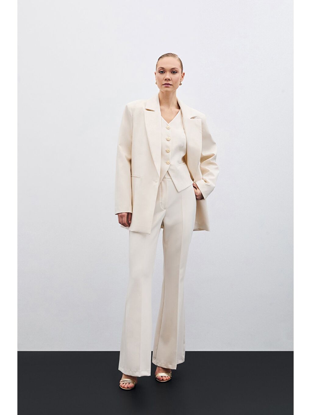 Ön Tek Düğmeli Uzun Ceket - Bej-6