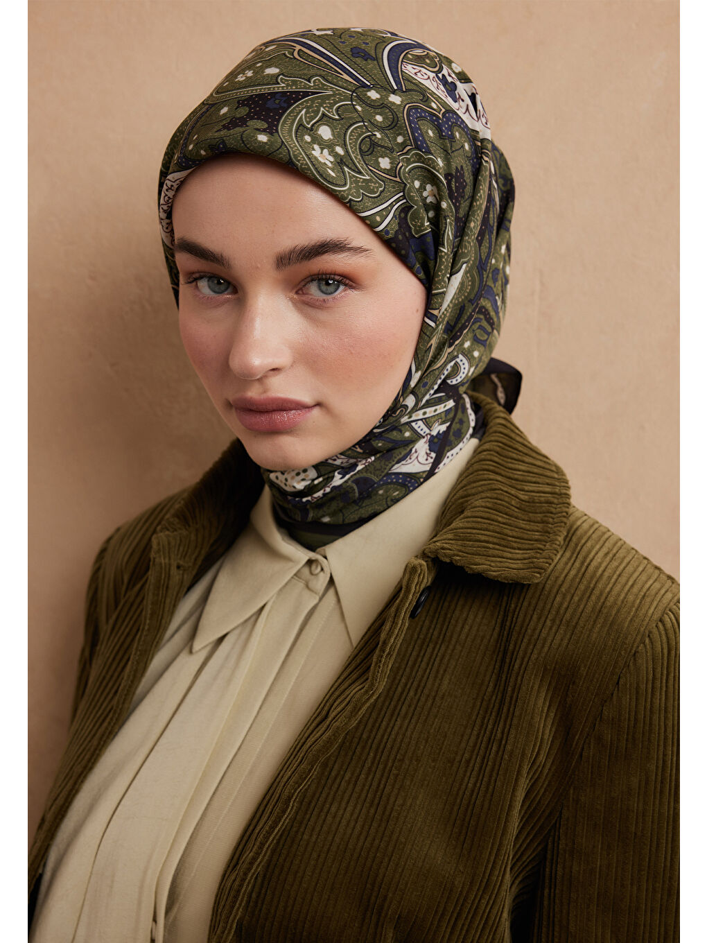 Sıara Desen Pamuk İpek Eşarp Askeri Yeşil-1