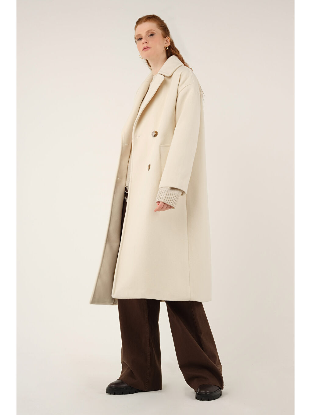 Kruvaze Düğmeli Kaşe Kaban Ekru-2