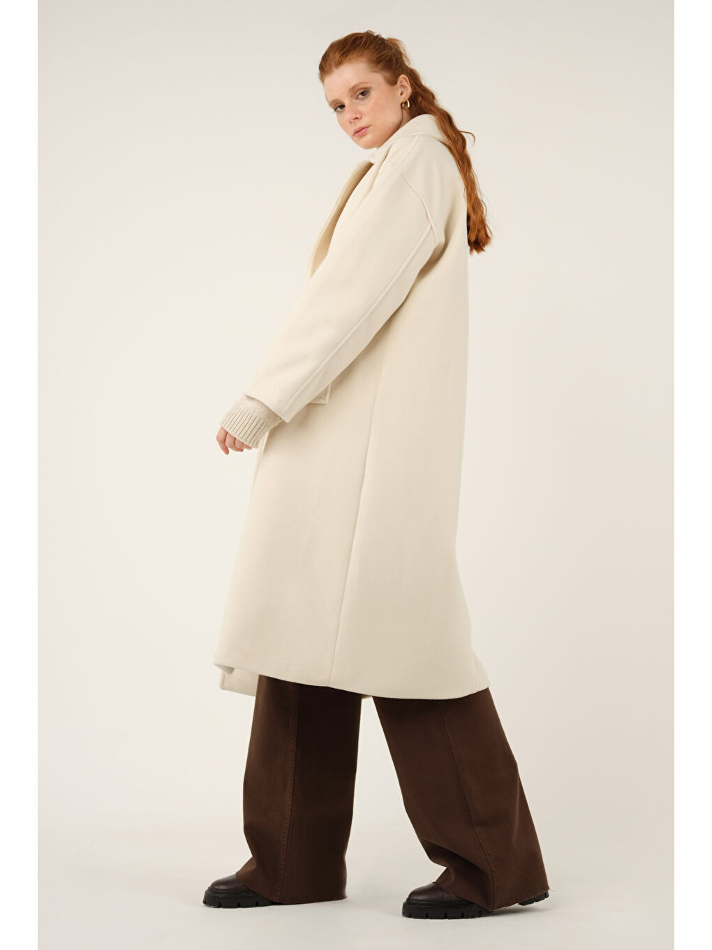 Kruvaze Düğmeli Kaşe Kaban Ekru-3