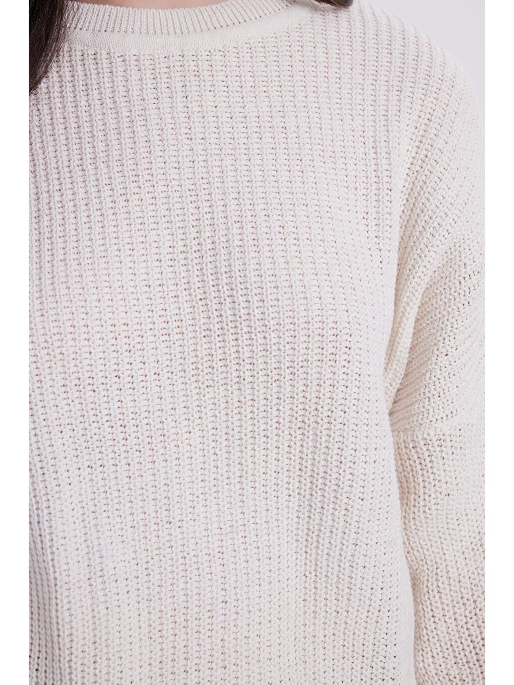 Kadın Oversize Geniş Kesim Örme Detaylı Bisiklet Yaka Ekru Kazak-2