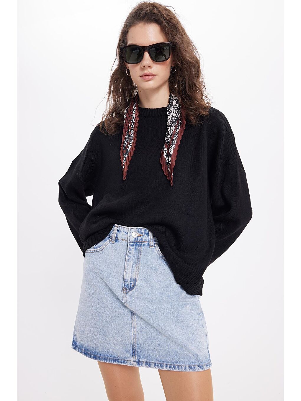 Kadın Oversize Geniş Kesim Bisiklet Yaka Siyah Kazak-1