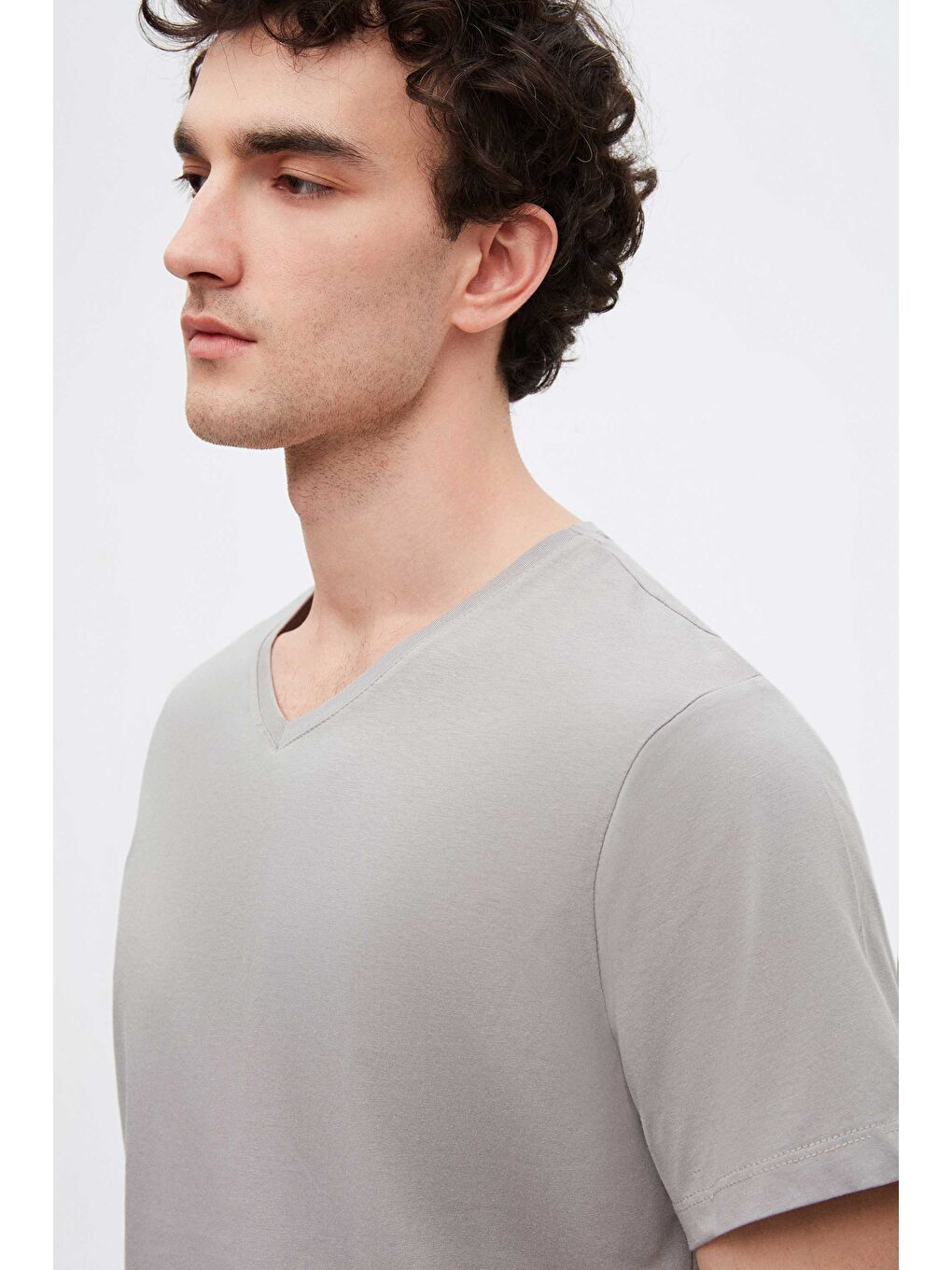 Slim Fit Gri V Yaka %100 Pamuk Tişört-1