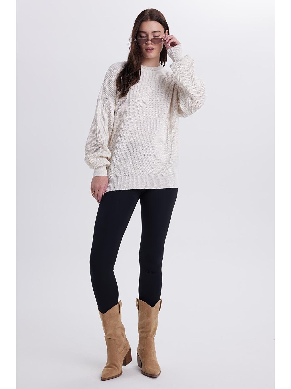 Kadın Oversize Geniş Kesim Örme Detaylı Bisiklet Yaka Ekru Kazak-3