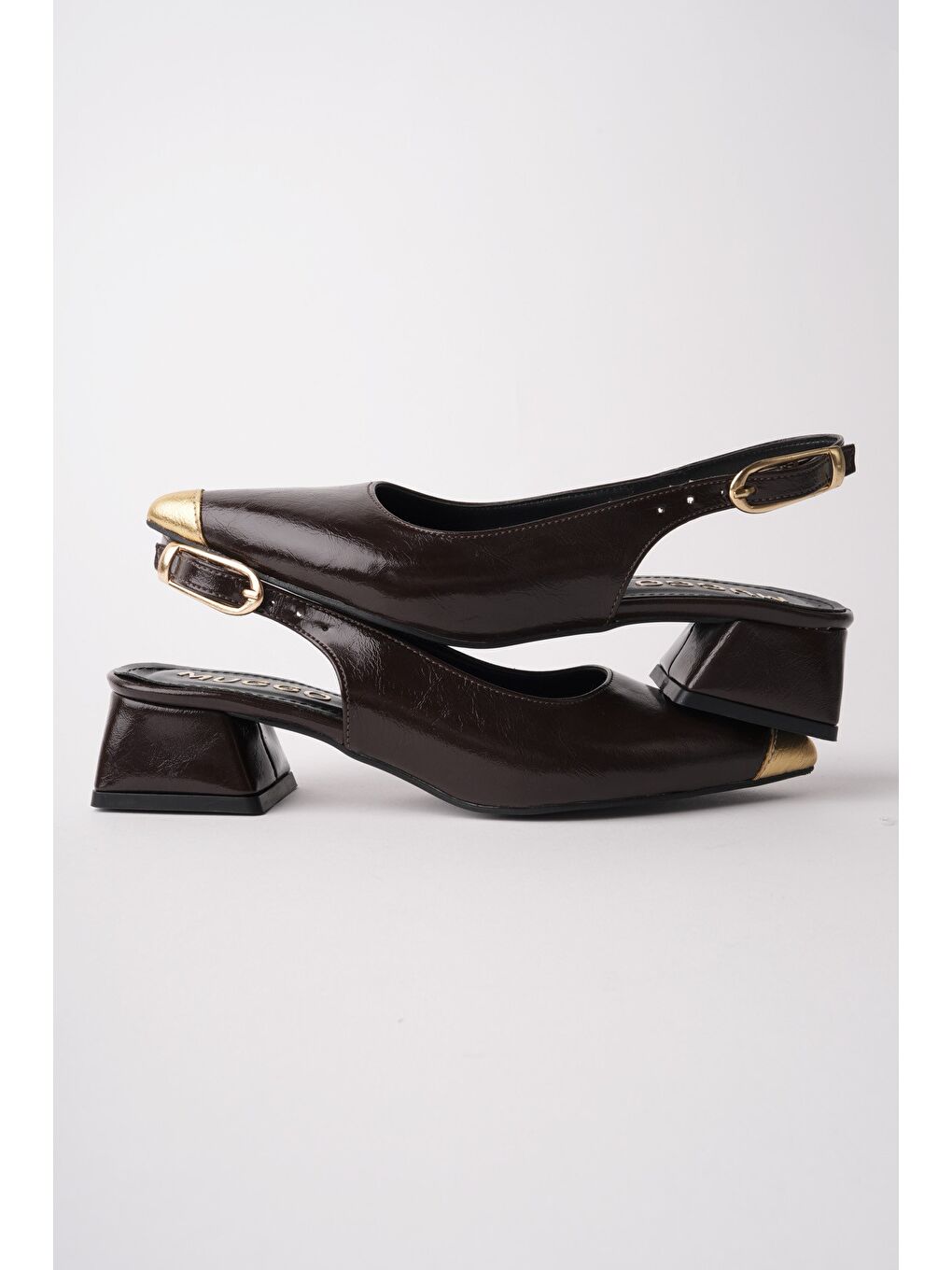 Kahverengi CHANCE Gold Burun Detaylı Sivri Burun Arkası Açık Kadın Kısa Topuklu Ayakkabı-2