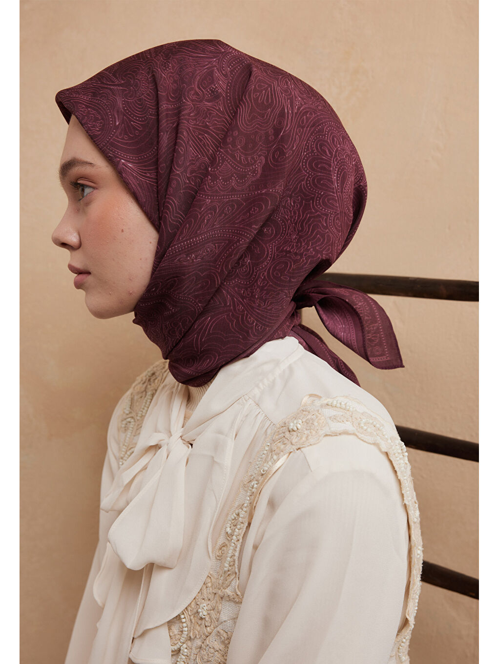 Mürdüm Reına Desen Pamuk İpek Eşarp Erik Çürüğü-3