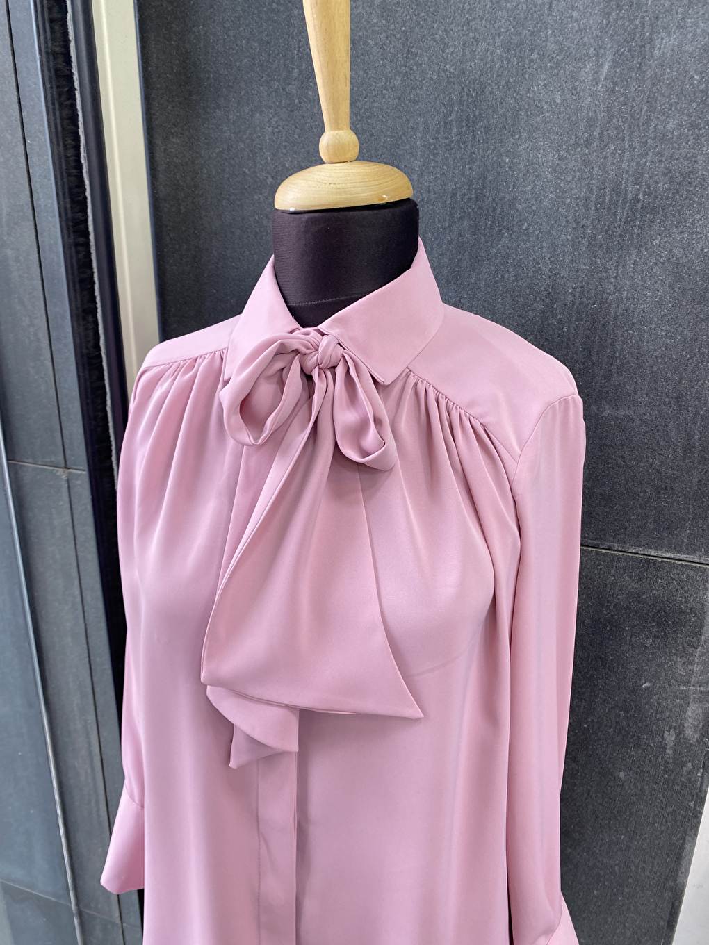 Pembe Pile Detaylı ParisFular Yaka Gömlek-3