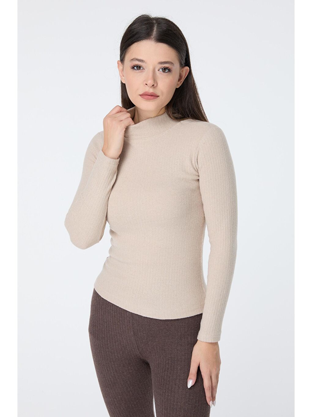 Yarım Balıkçı Yaka Kadın Bej Crop - 23135-2