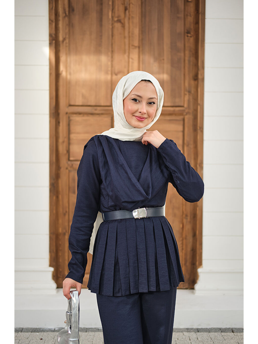 Kadın Omuz Atkılı Beli Pileli Kemerli Takım Lacivert-1