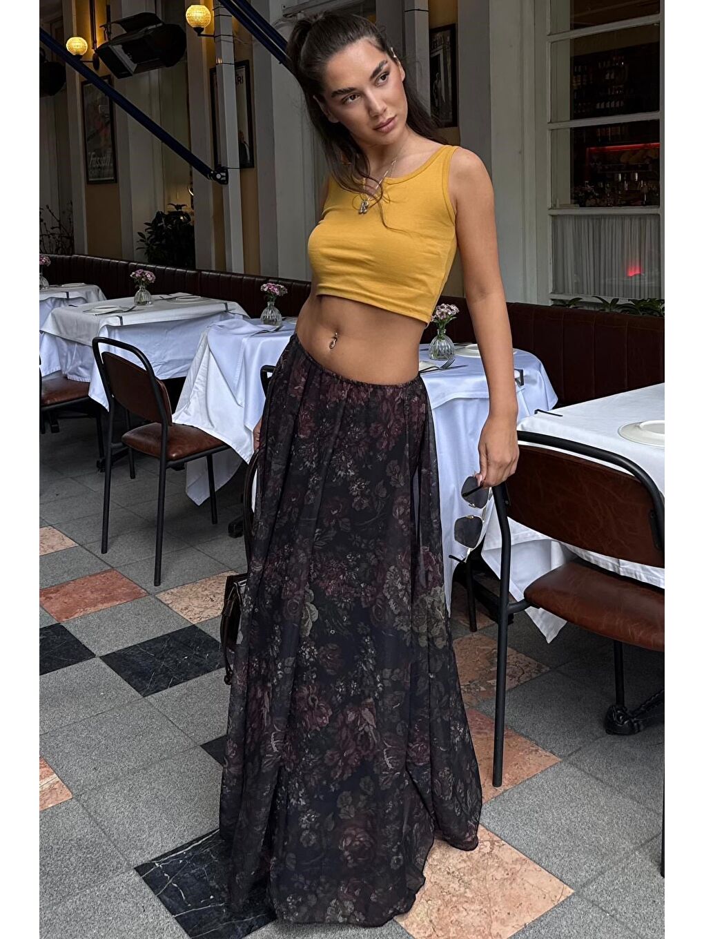 Siyah Çiçek Desenli Vintage Şifon Maxi Etek Mg2776-3