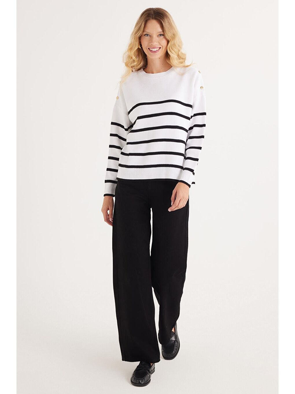 Kadın Slim Fit Dar Kesim Bisiklet Yaka Çizgili Beyaz Kazak-3