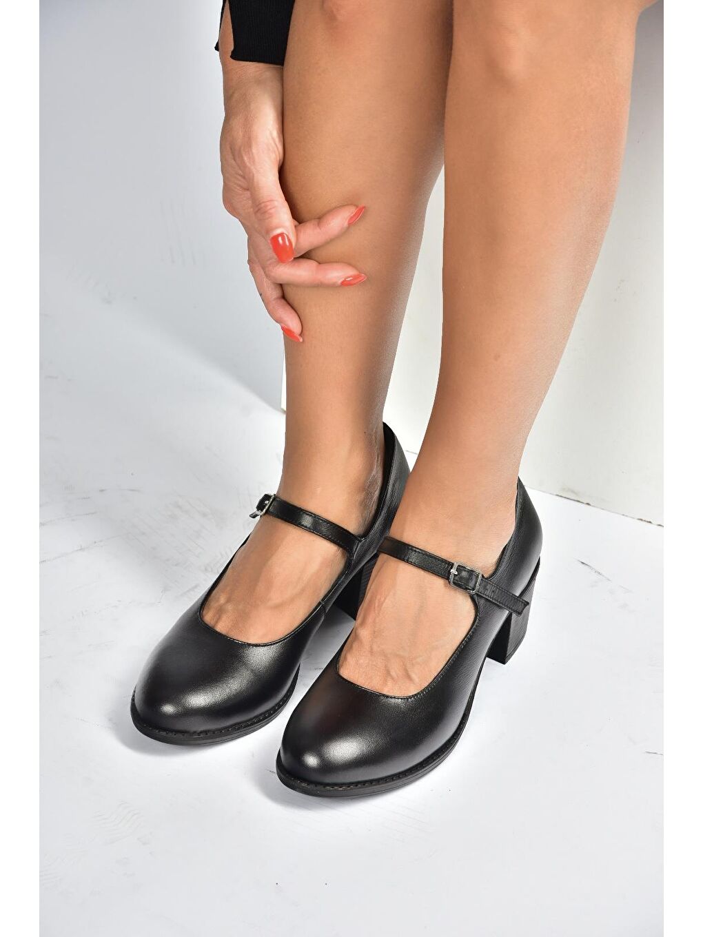 Siyah Kadın Topuklu Ayakkabı V468297203-2