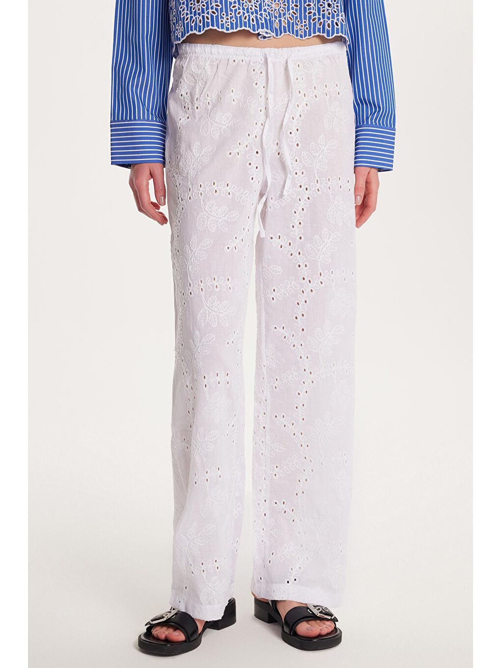 Kadın Regular Fit %100 Pamuk Beli Lastikli Bağlamalı Geniş Paça Beyaz Pantolon