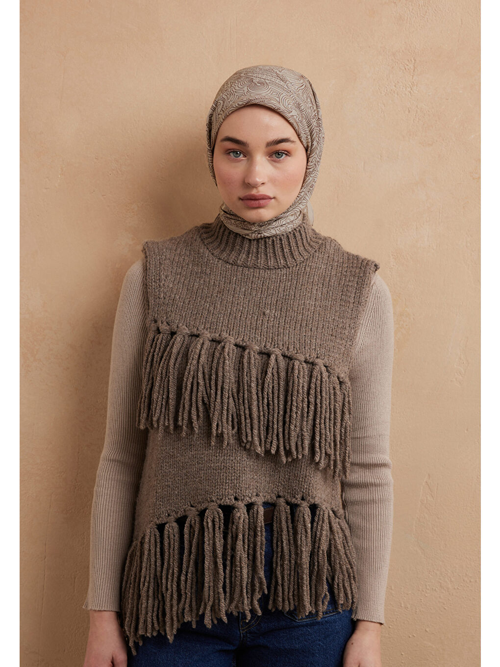 Reına Desen Pamuk İpek Eşarp Bej-1