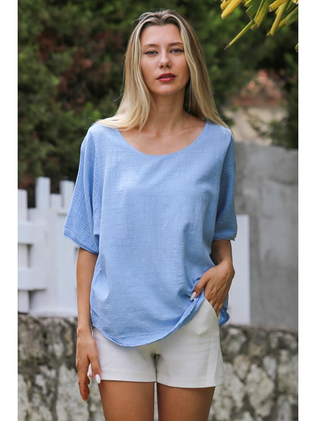 Bebek Mavisi Havuz Yaka Kısa Kol Yıkamalı Dokuma Casual Bluz-1