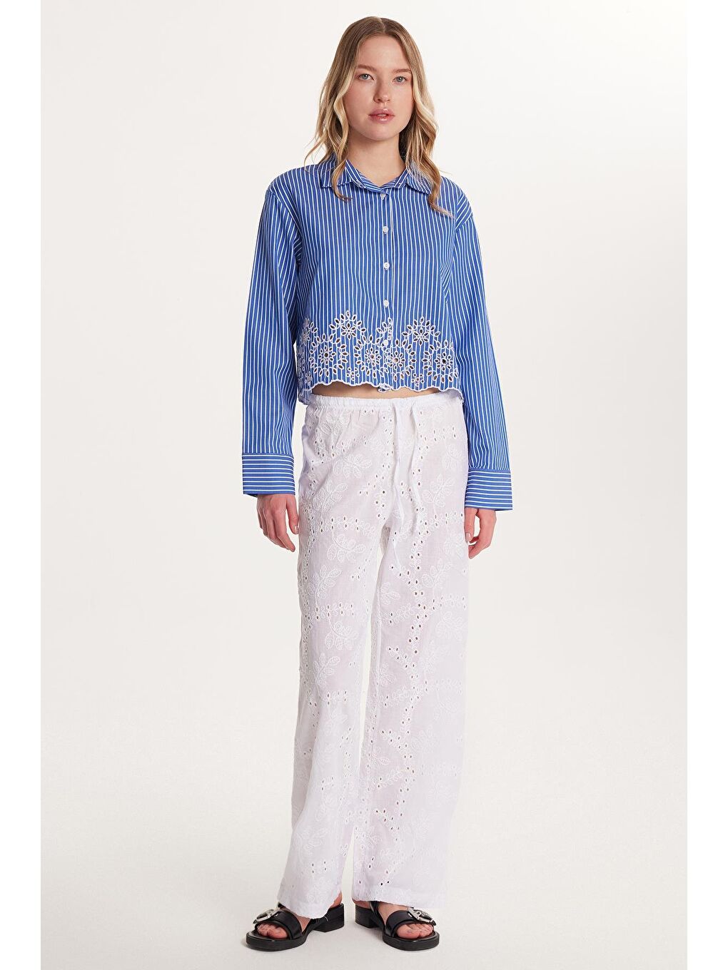 Kadın Regular Fit %100 Pamuk Beli Lastikli Bağlamalı Geniş Paça Beyaz Pantolon-1