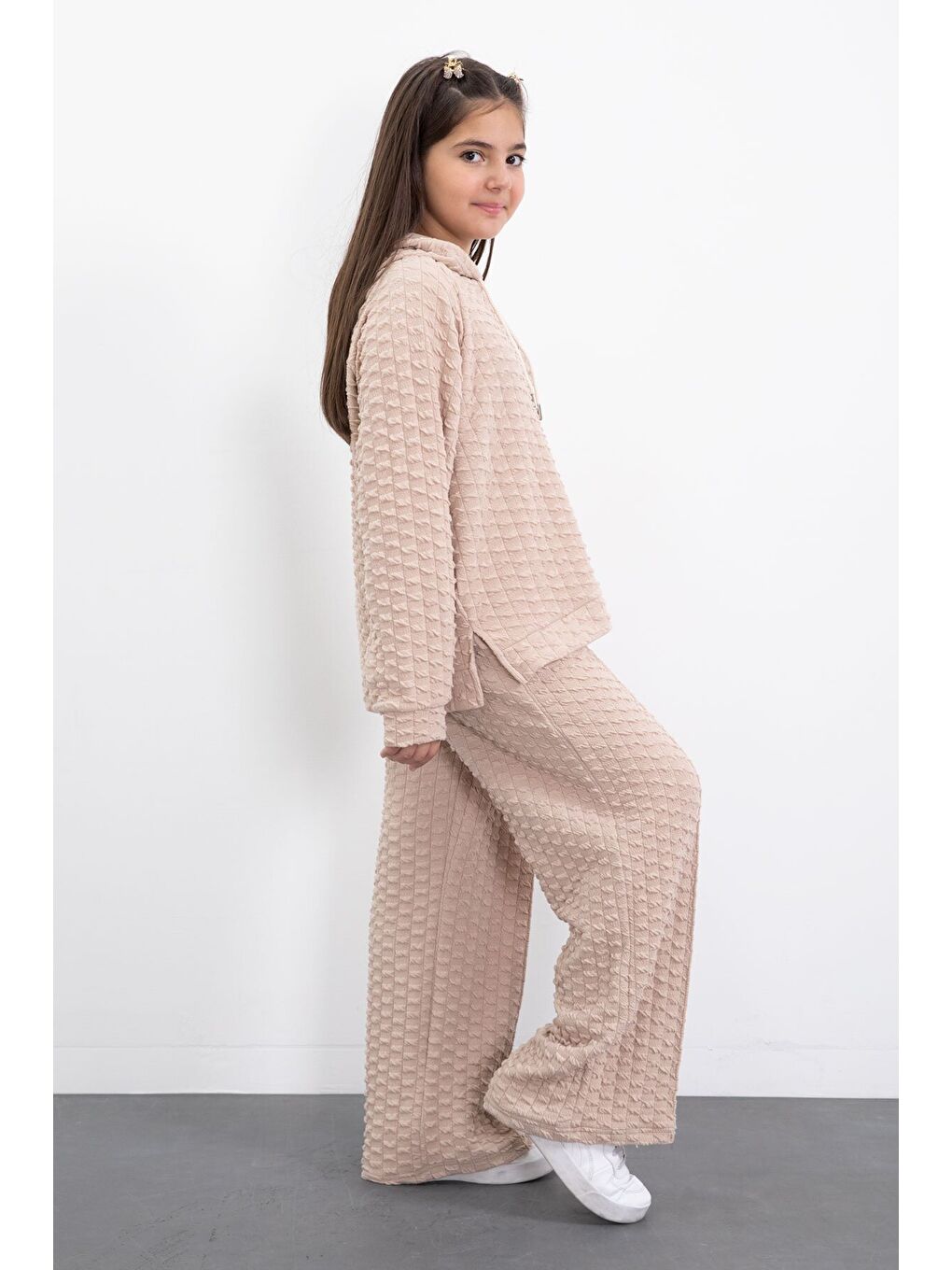 Ekru Krem Kız Çocuk Dokulu Geniş Paça Kapüşonlu Eşofman Takımı 23303-3