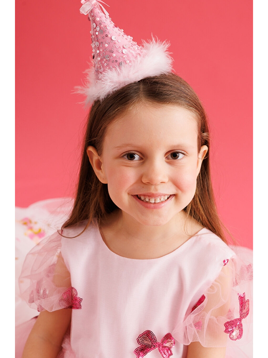 Pembe Fiyonk Detaylı Pullu Kız Çocuk Klipsli Doğum Günü Huni Taç-1