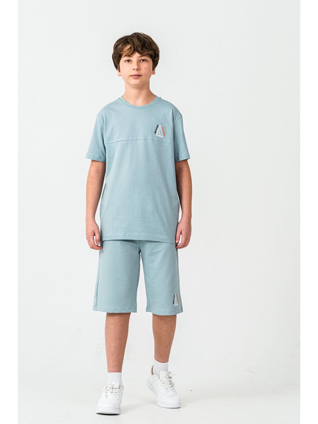 Petrol Üst Ön Nakışlı Arka Baskılı Alt Sol Bacak Nakışlı Erkek Çocuk Şort - Tişört Takımı