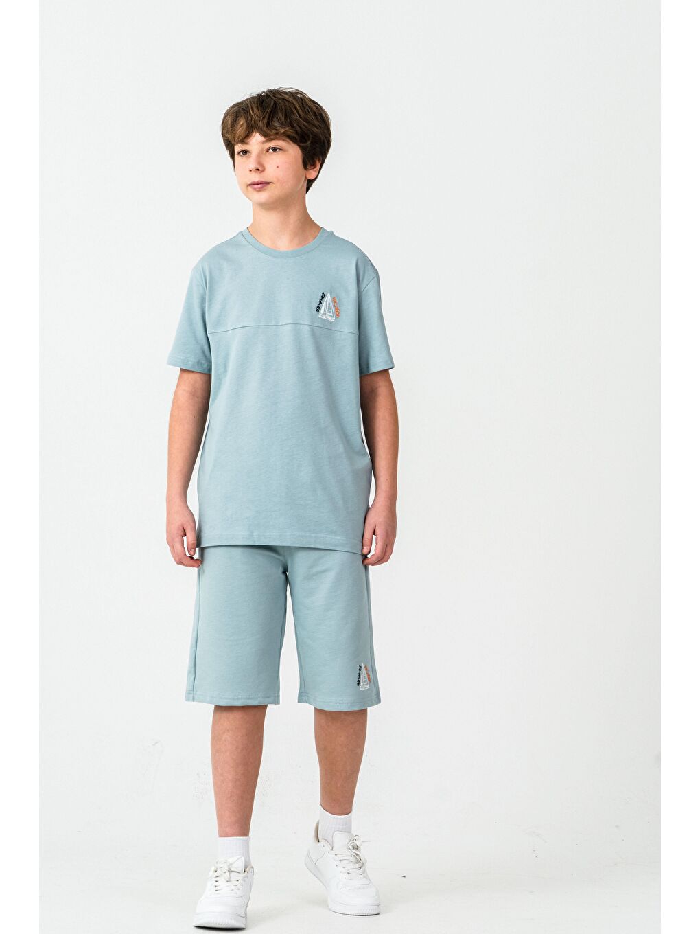Petrol Üst Ön Nakışlı Arka Baskılı Alt Sol Bacak Nakışlı Erkek Çocuk Şort - Tişört Takımı-1