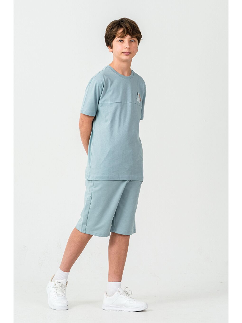 Petrol Üst Ön Nakışlı Arka Baskılı Alt Sol Bacak Nakışlı Erkek Çocuk Şort - Tişört Takımı-4