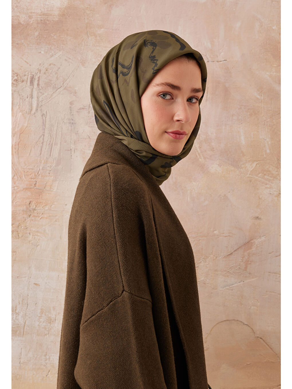 Aura Desen Pamuk İpek Eşarp Asker Yeşili-1