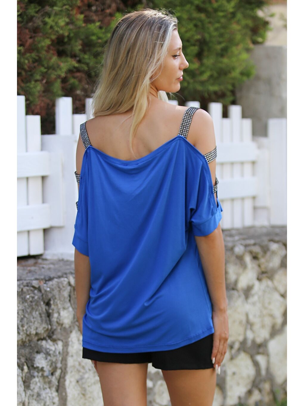 Mavi Havuz Yaka Omzu Açık Taşlı Şeritli Örme Casual Bluz-4