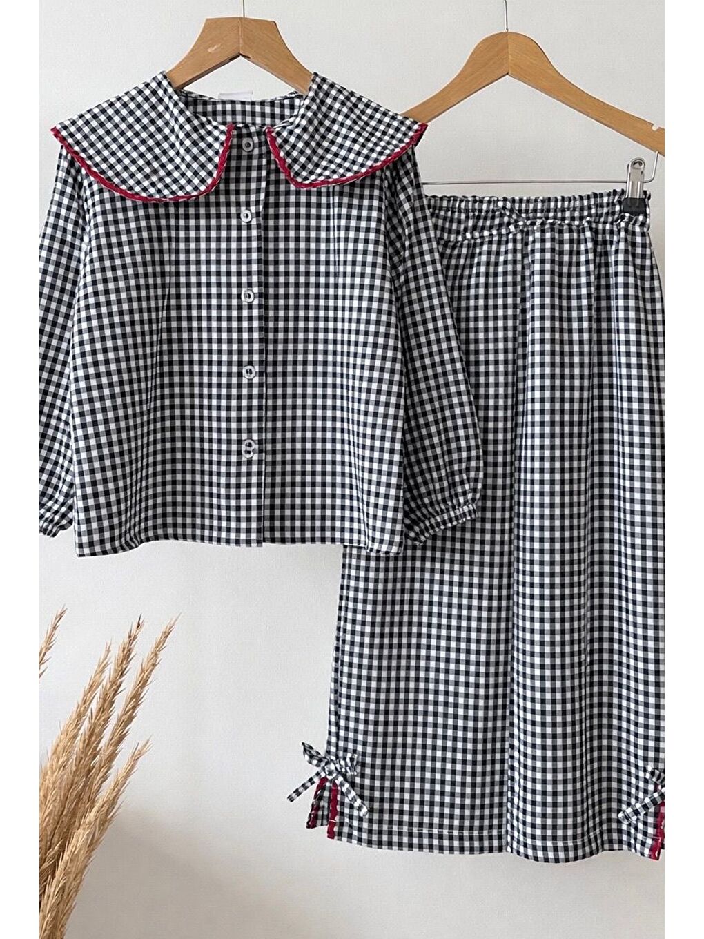 Gri Kız Çocuk Pamuklu Kareli Desenli Biye Detaylı Gömlek Pantolon Takım - Rahat Kesim-2