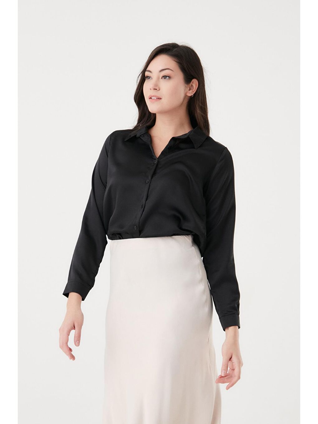 Siyah Saten Gömlek-3