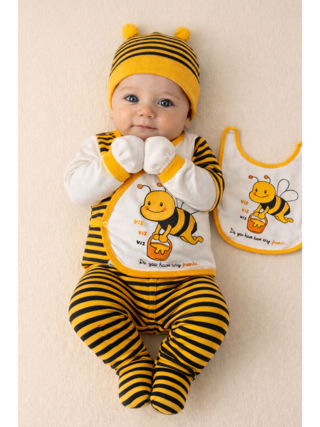 Sarı Arı Temalı Organik Pamuk Yenidoğan Hastane Çıkış Seti 5 Parça Kutulu-1