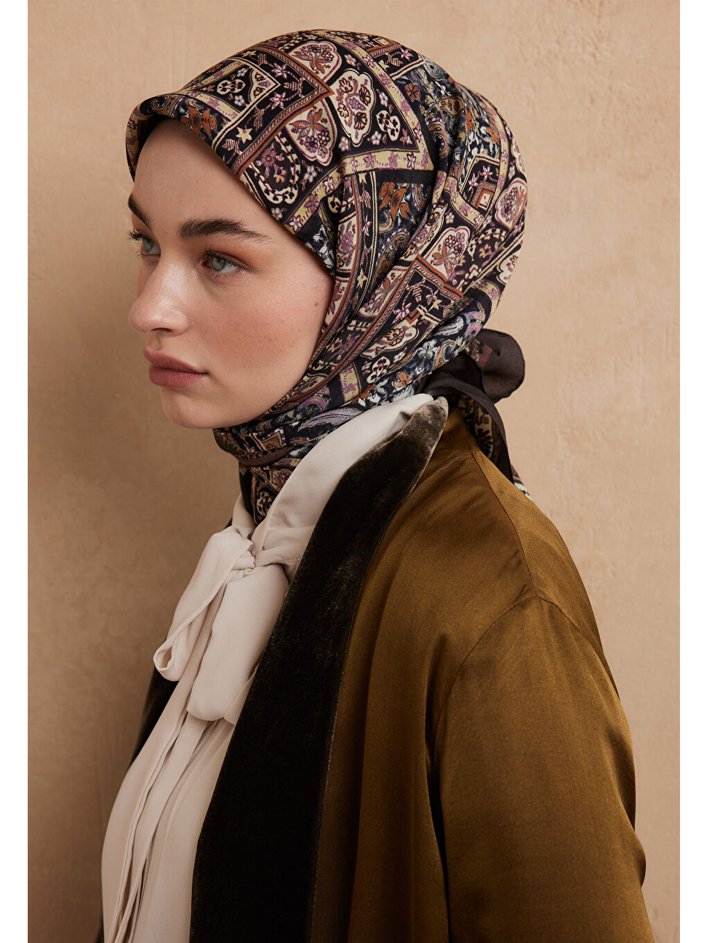 Kahverengi Nordıc Paısley Desen Pamuk İpek Eşarp Çikolata Kahve-1