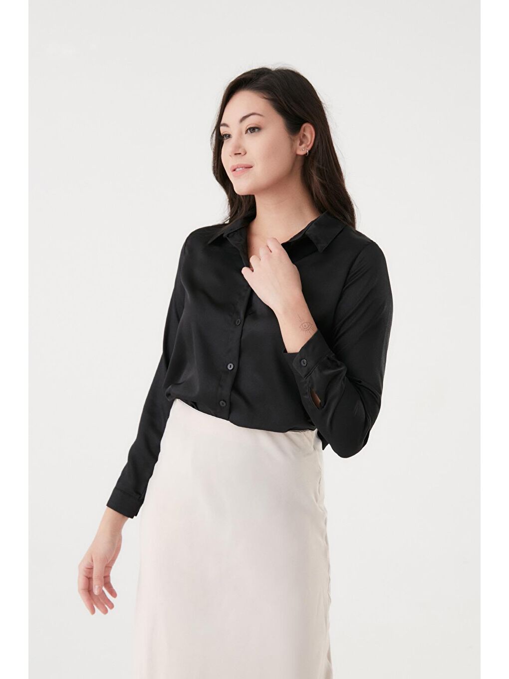 Siyah Saten Gömlek-4