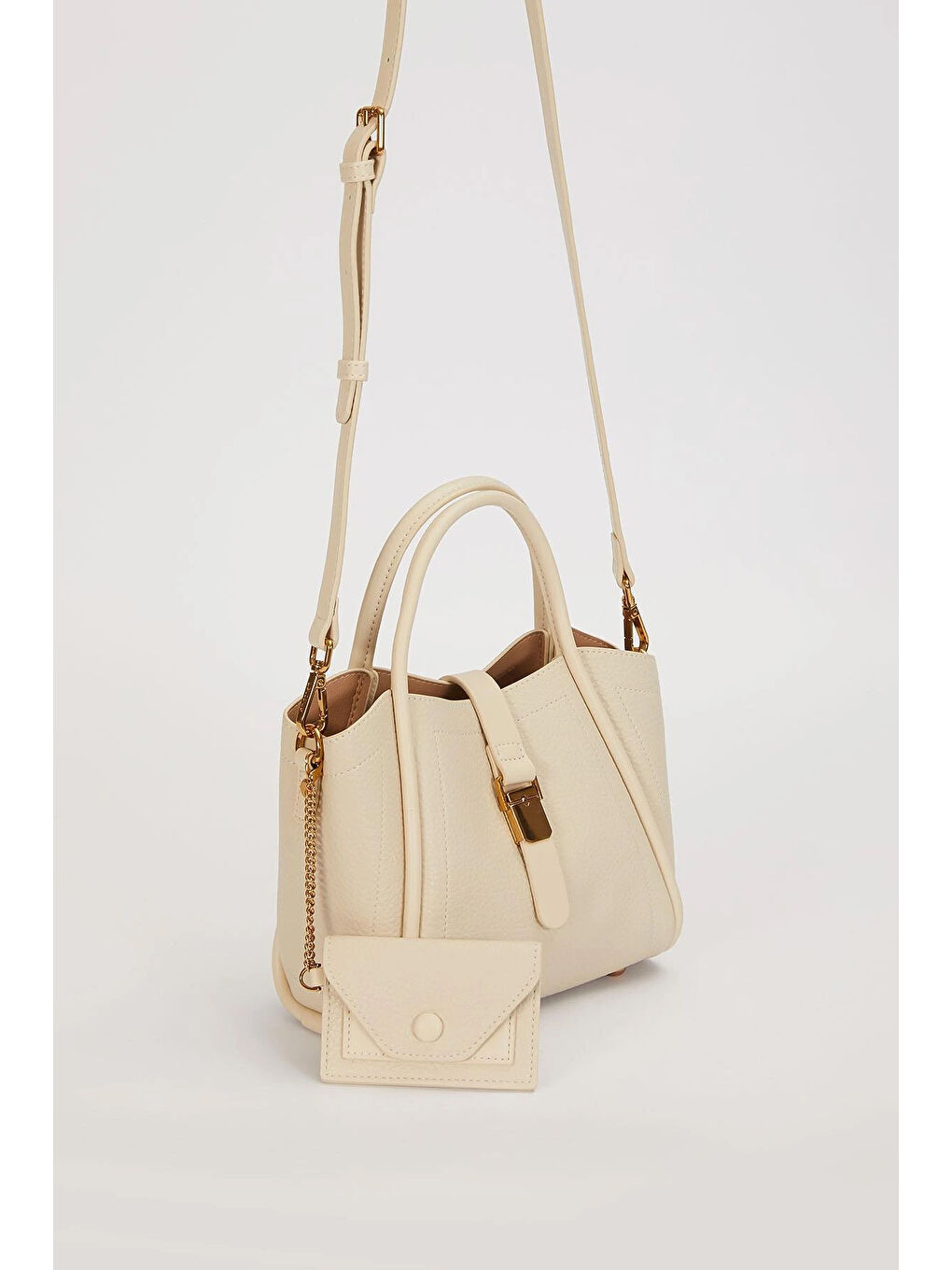 3 Gözlü Ek Askılı Charm Detay Yumuşak Küçük Boy Deri Çanta 930643 Bej-1