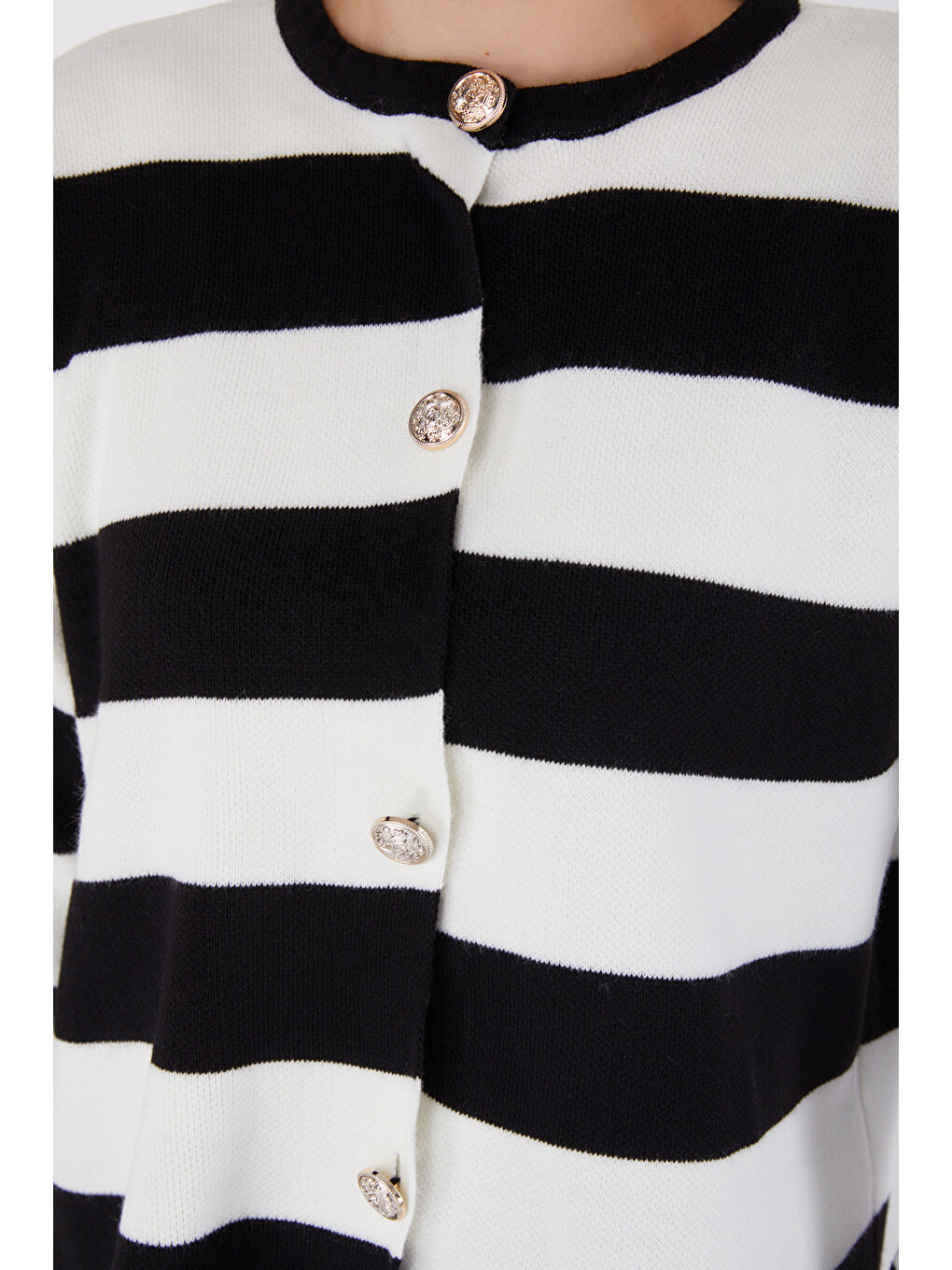 Bisiklet Yaka Kadın Siyah Düğmeli Triko Body - 26507-5