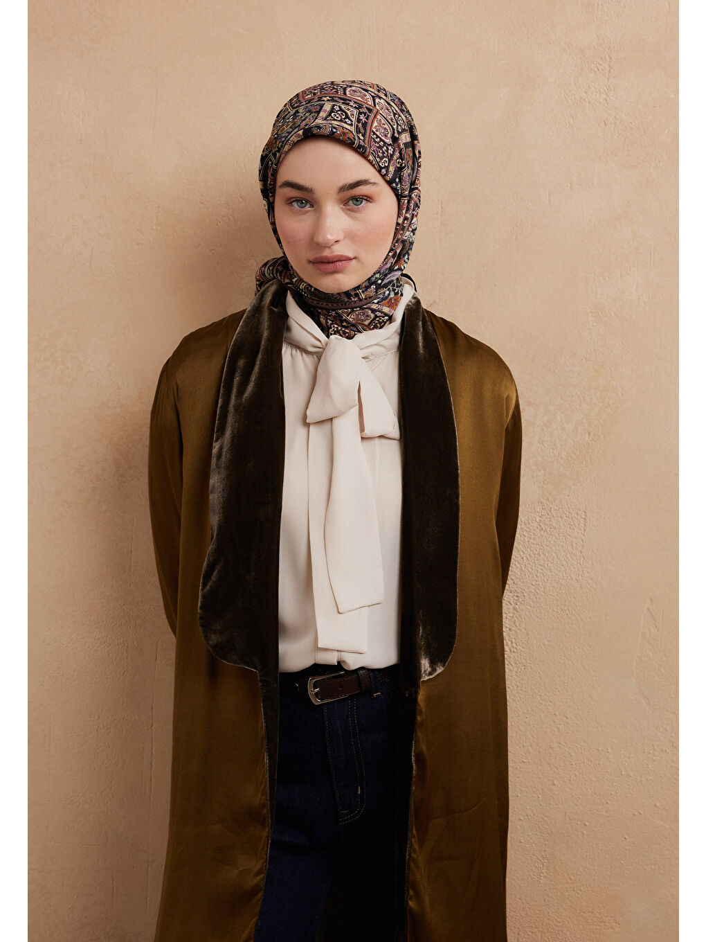 Kahverengi Nordıc Paısley Desen Pamuk İpek Eşarp Çikolata Kahve-3