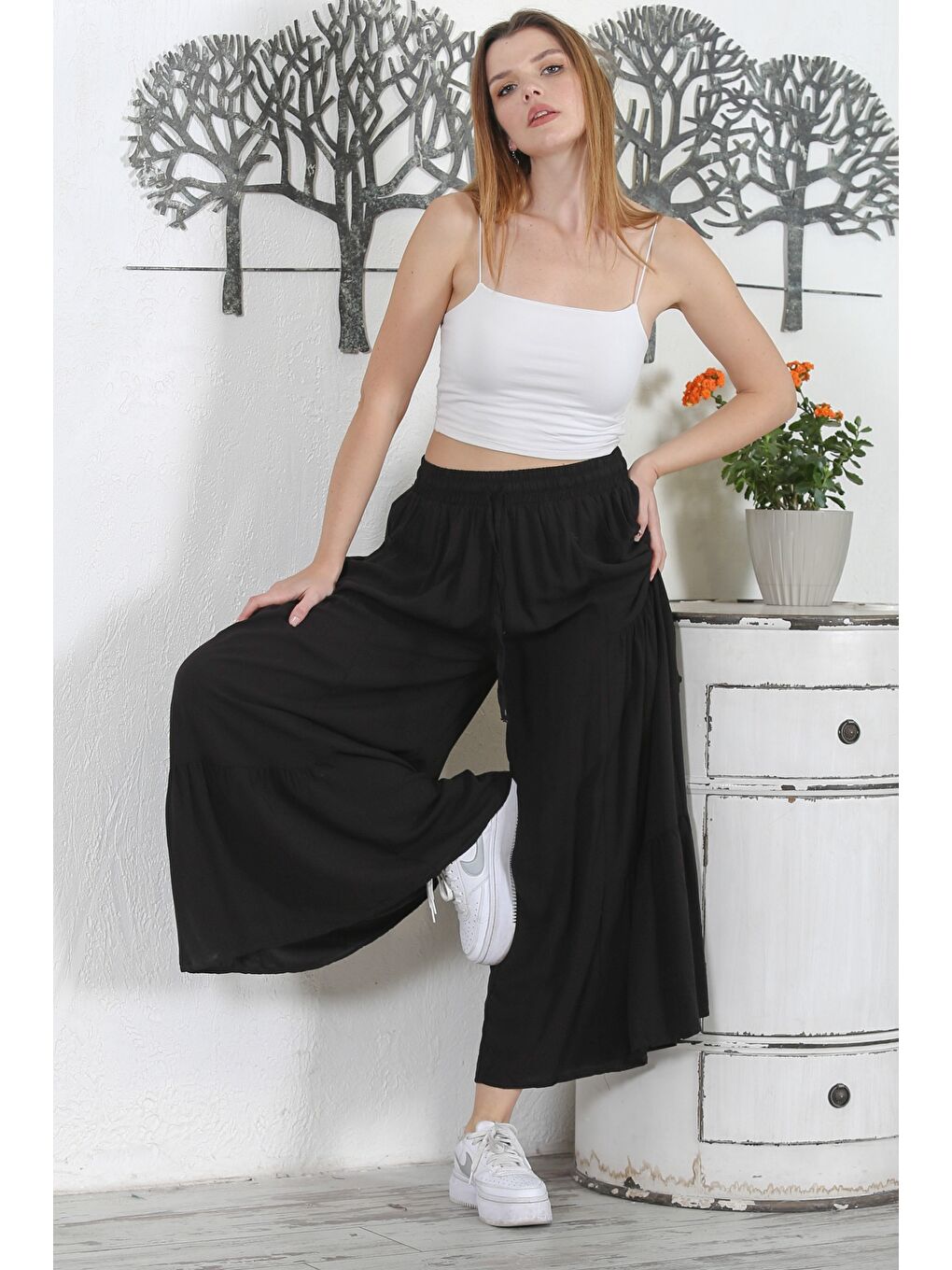 İtalyan Siyah Büzgülü Dokuma İspanyol Paça Casual Pantolon-2