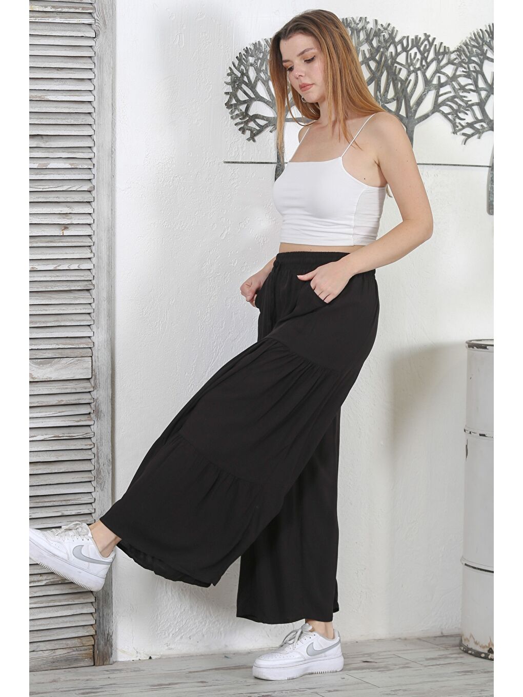 İtalyan Siyah Büzgülü Dokuma İspanyol Paça Casual Pantolon-4