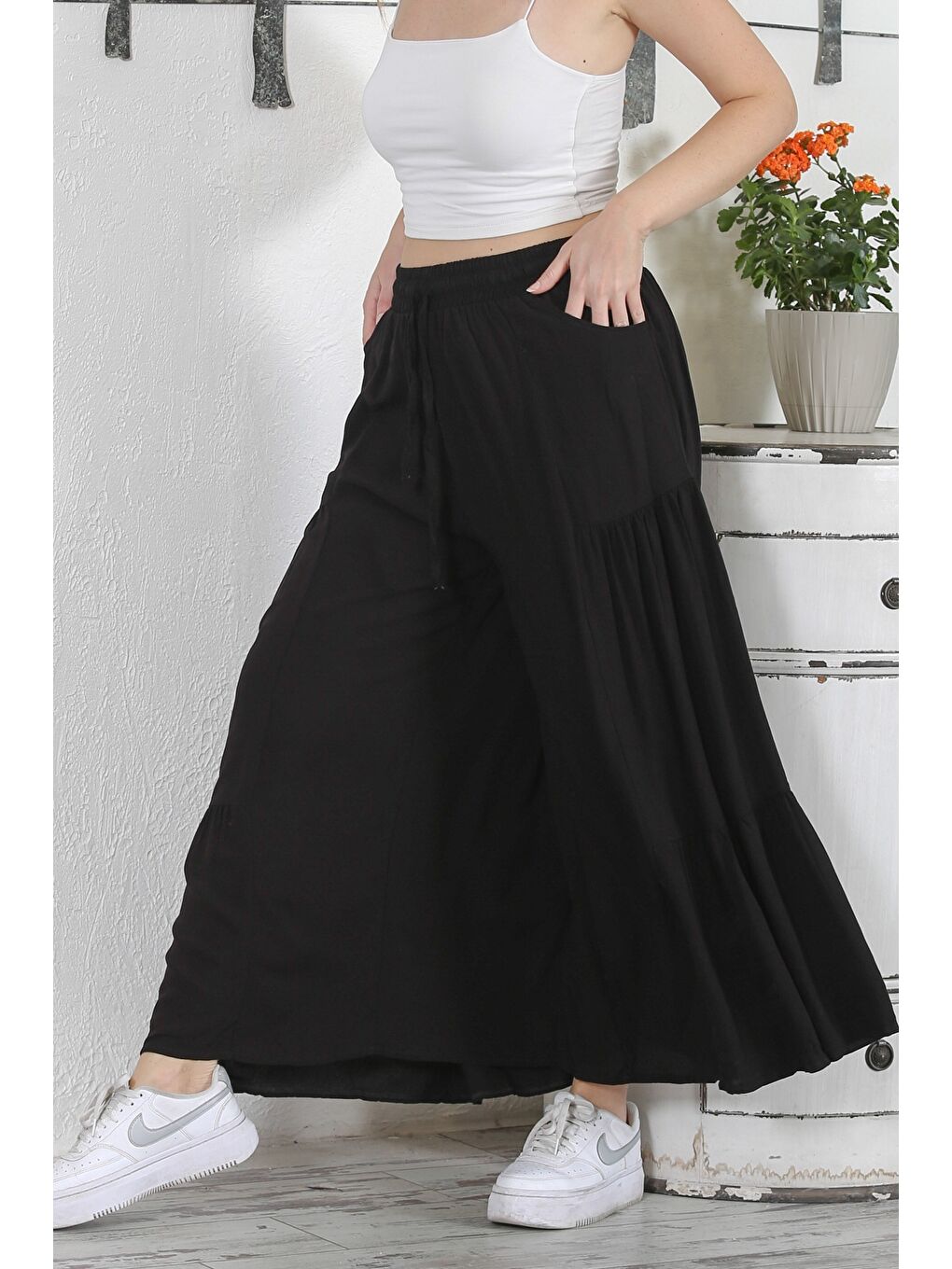 İtalyan Siyah Büzgülü Dokuma İspanyol Paça Casual Pantolon-5