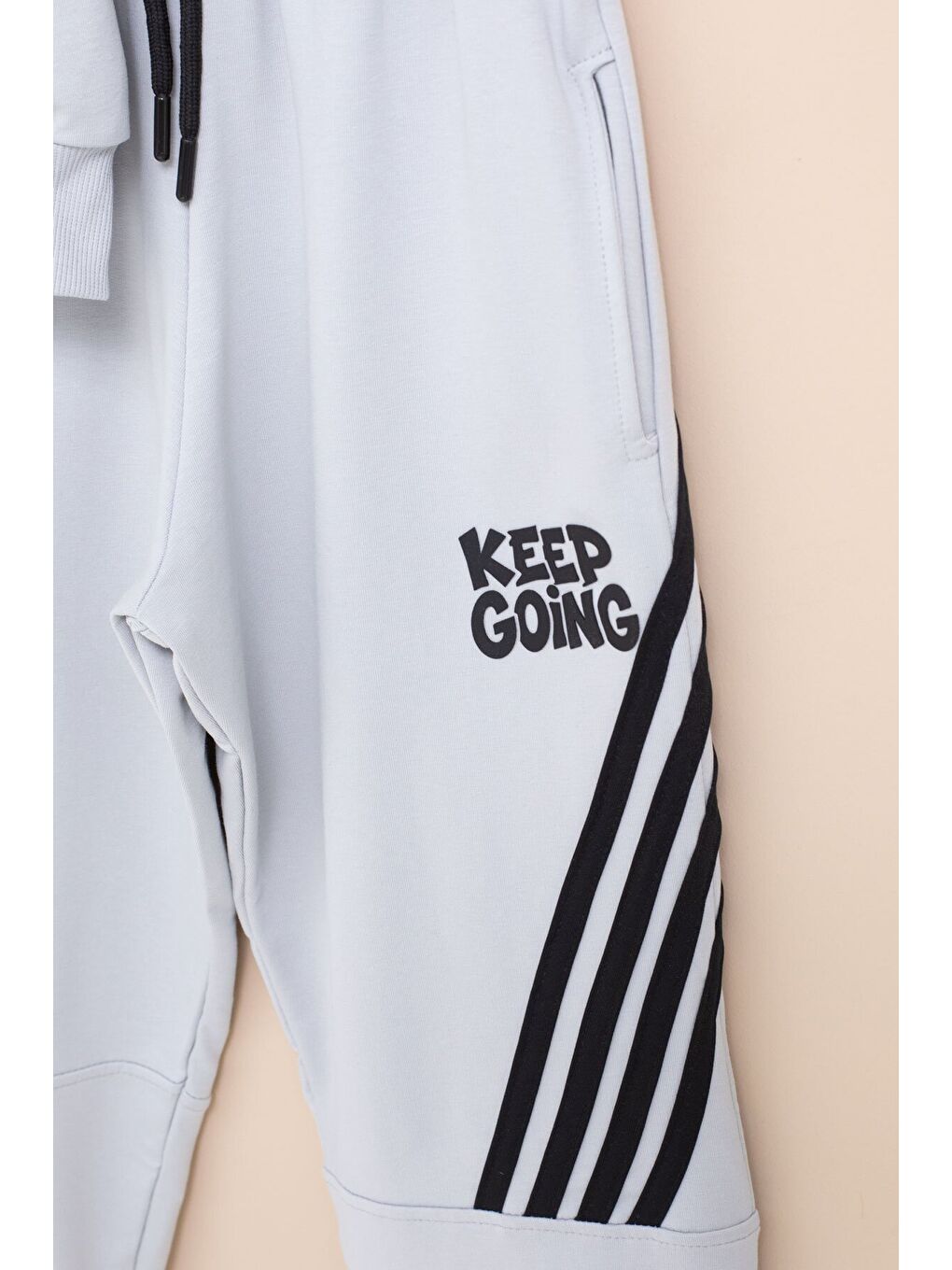 Gri Erkek Çocuk Keep Going Yazılı Şeritli Erkek Çocuk Kapüşonlu Eşofman Takımı 23418-3