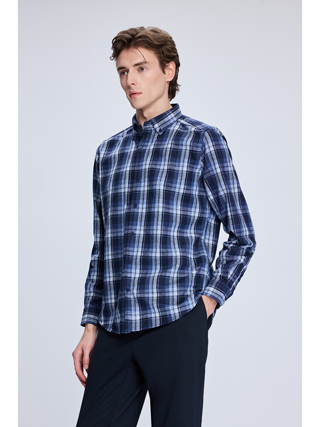 Lacivert Slim Fit Kareli Düğmeli Yaka Uzun Kollu Pamuklu Gömlek-2