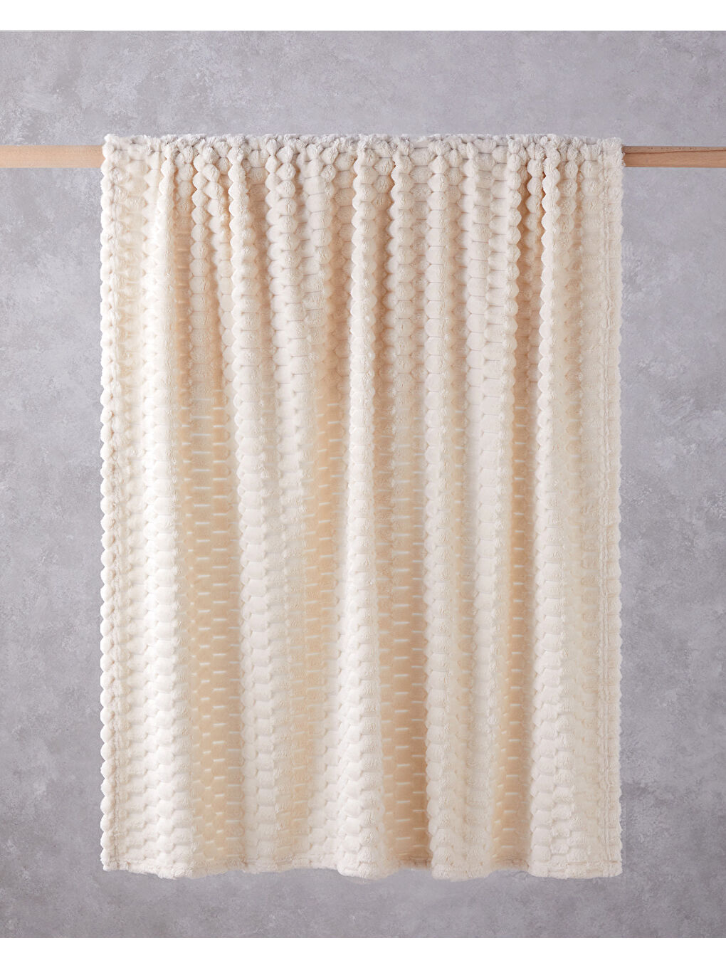 Ekru Tiny Bubbles Jakarlı Wellsoft Tv Battaniye 120x160 cm Krem