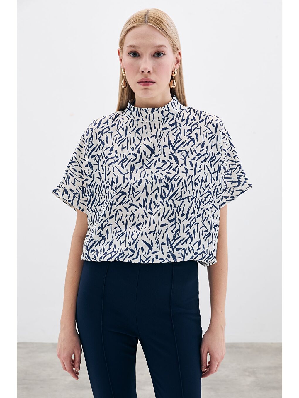 Yarasa Kol Desenli Bluz - Lacivert-1