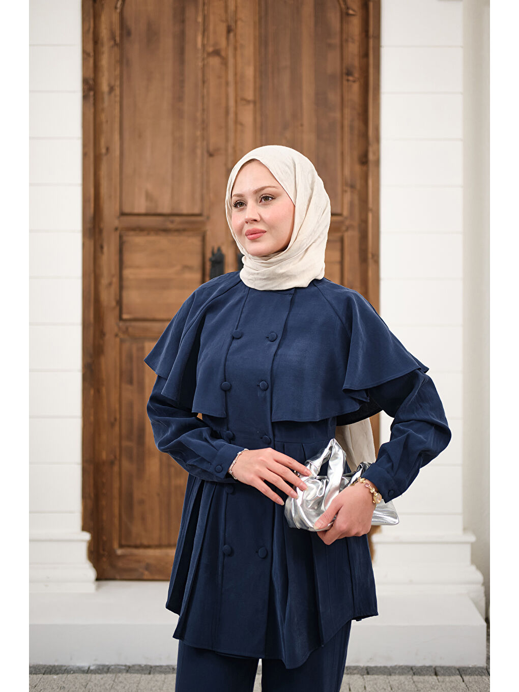 Kadın Düğme Detay Pelerinli Pantolonlu Takım Lacivert-1