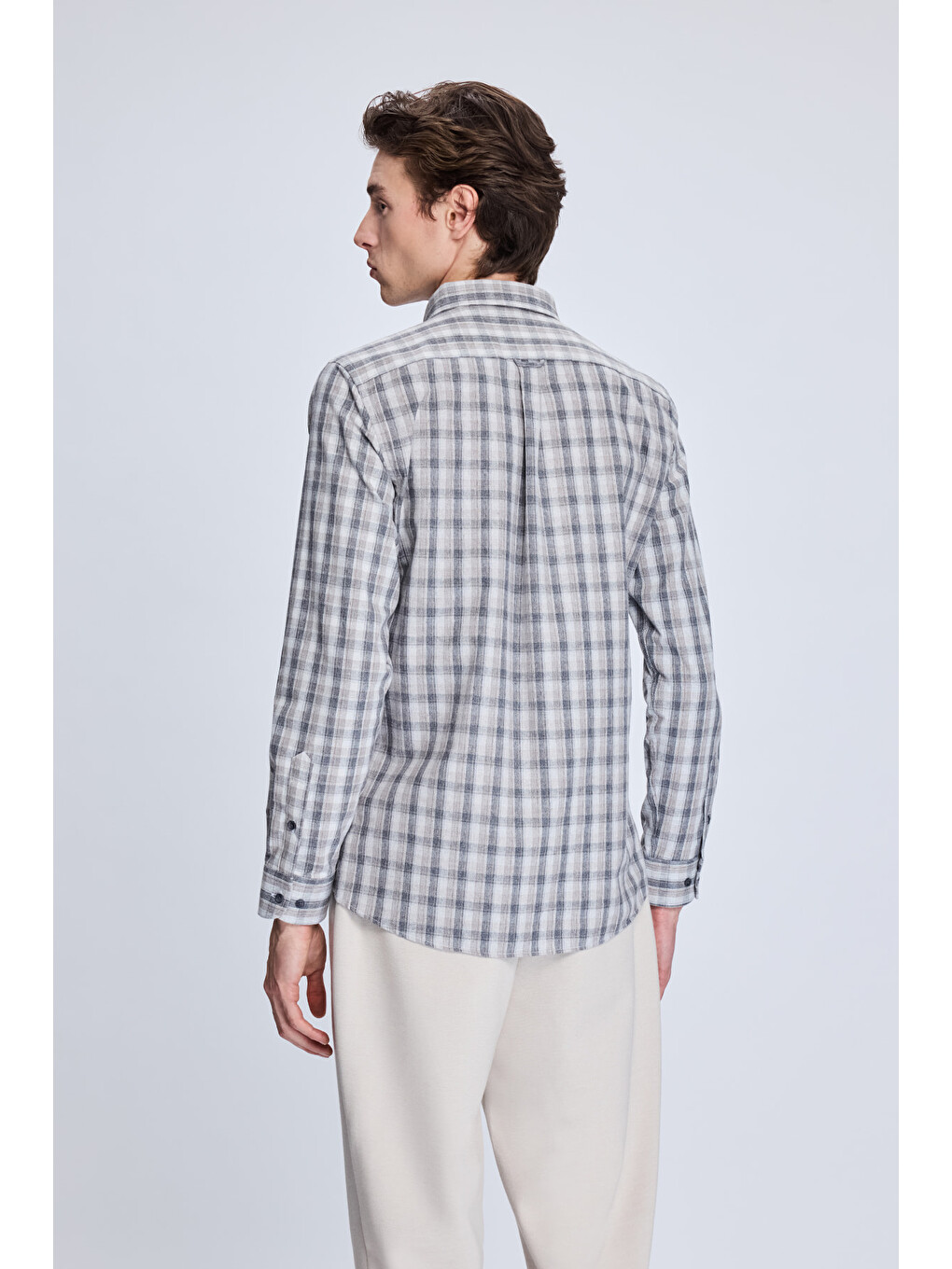 Bej Slim Fit Kareli Düğmeli Yaka Uzun Kollu Pamuklu Gömlek-4