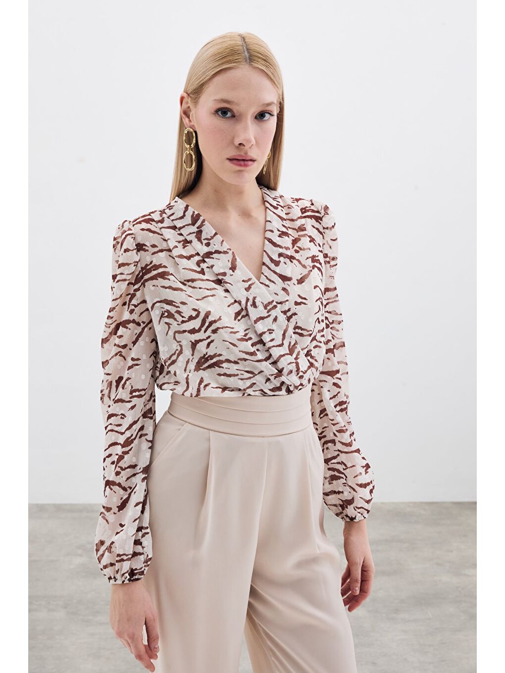 Kahverengi Puantiye Dokulu Bodysuit - Kahve