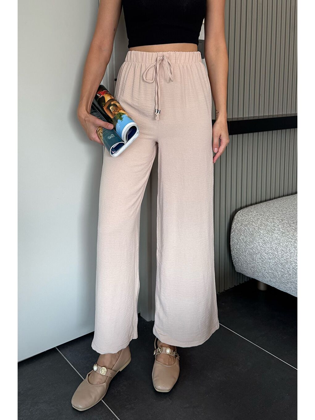 Bej Kadın Bel Lastikli Bol Kesim Pantolon-1