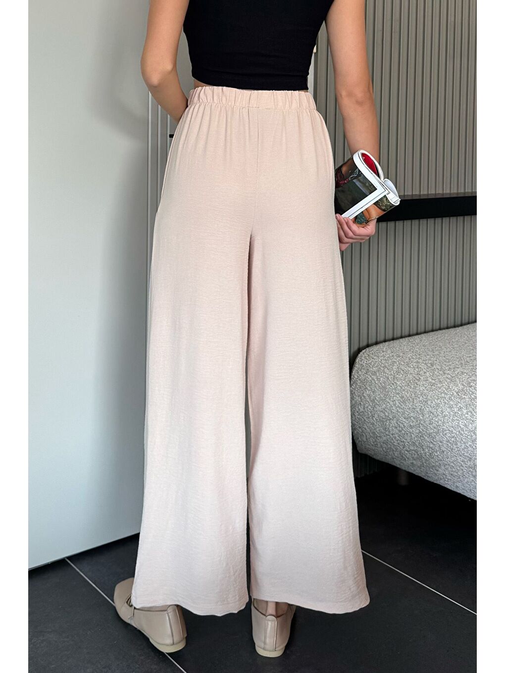 Bej Kadın Bel Lastikli Bol Kesim Pantolon-2