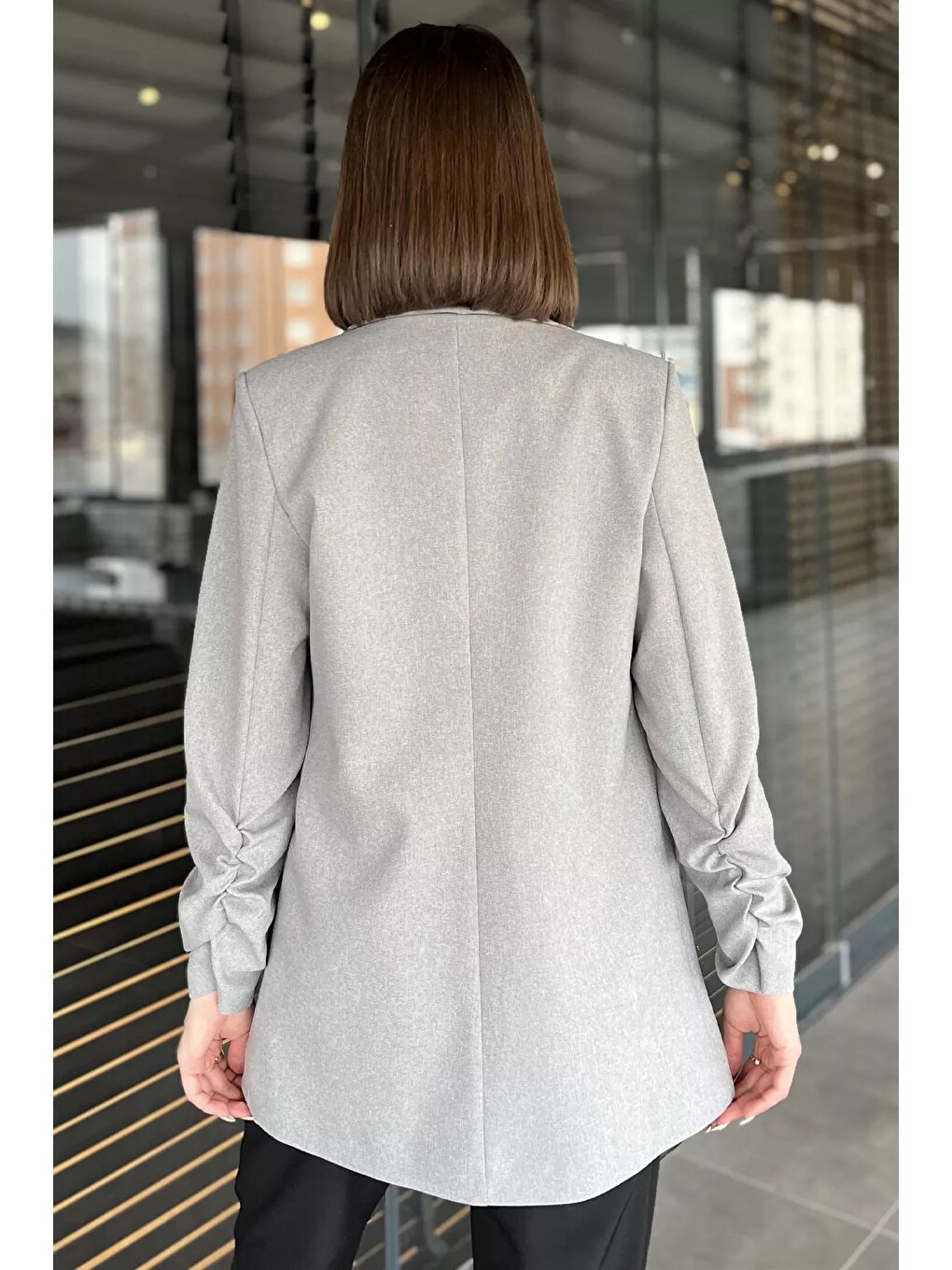 Gri Kol Büzgülü Kadın Blazer Ceket-2